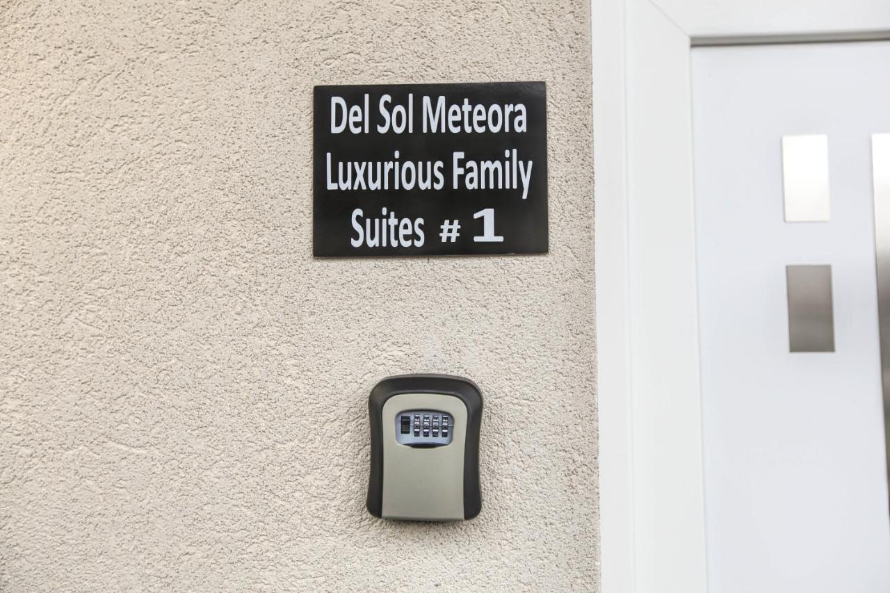 Del Sol #1 Meteora Luxurious Family Suites 卡兰巴卡 外观 照片