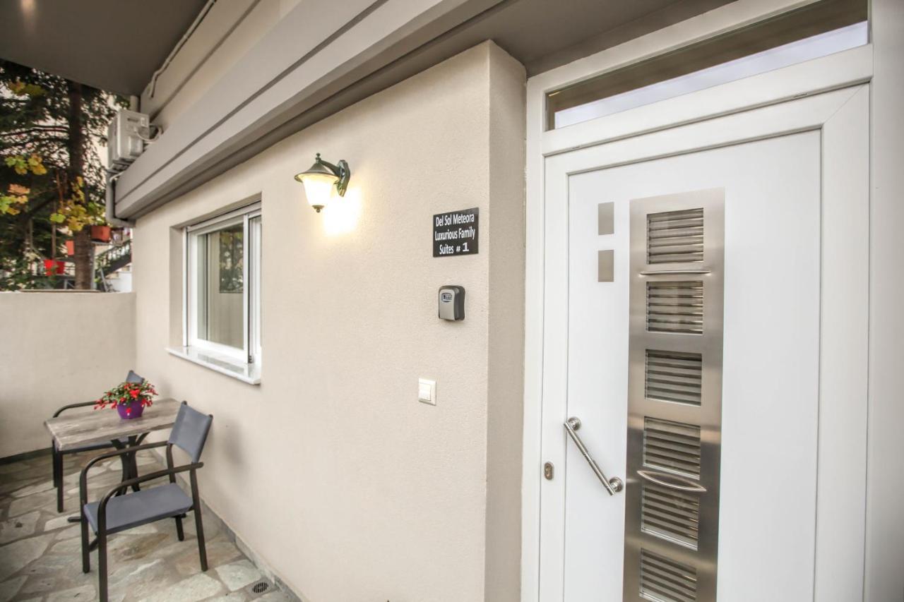 Del Sol #1 Meteora Luxurious Family Suites 卡兰巴卡 外观 照片