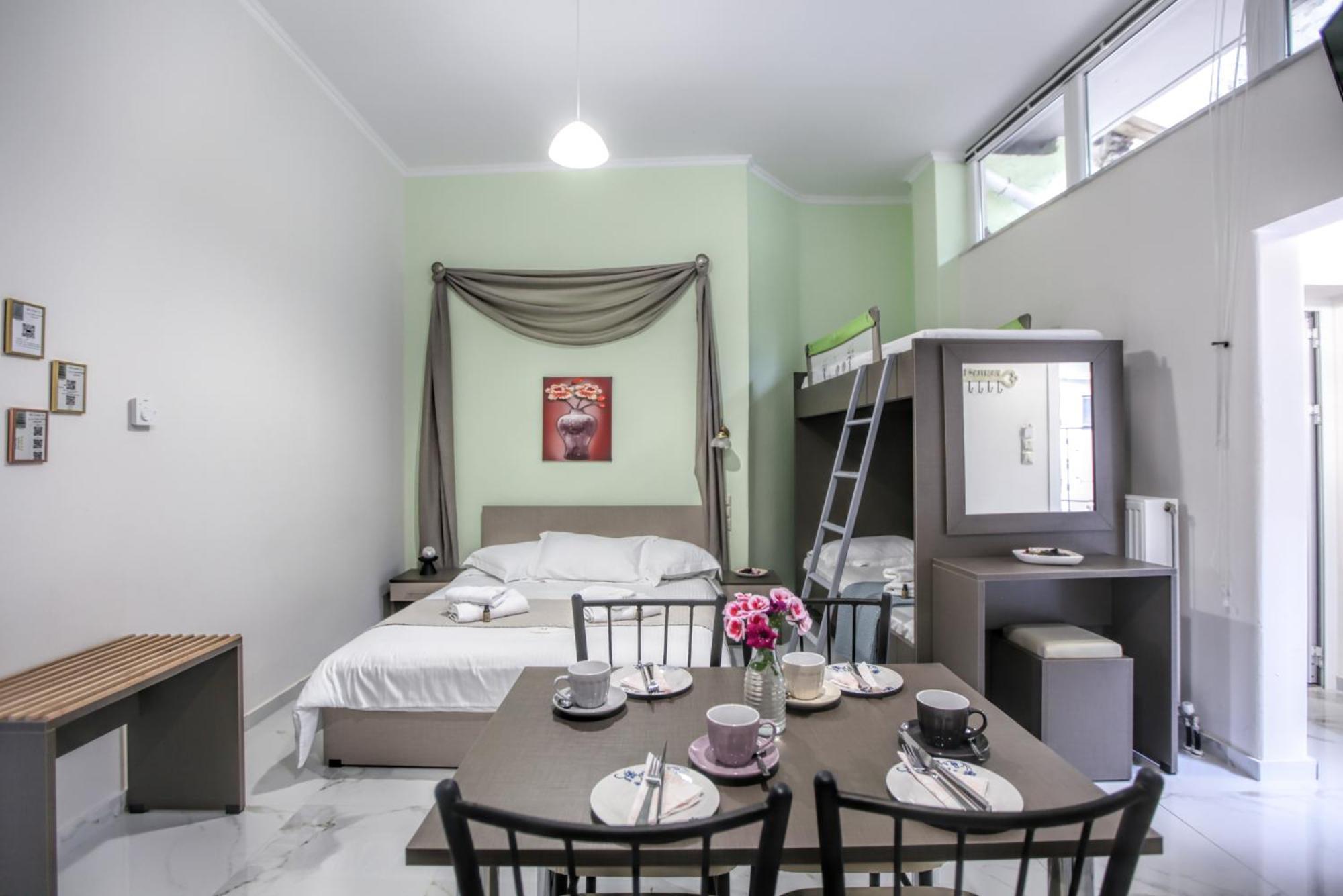 Del Sol #1 Meteora Luxurious Family Suites 卡兰巴卡 外观 照片