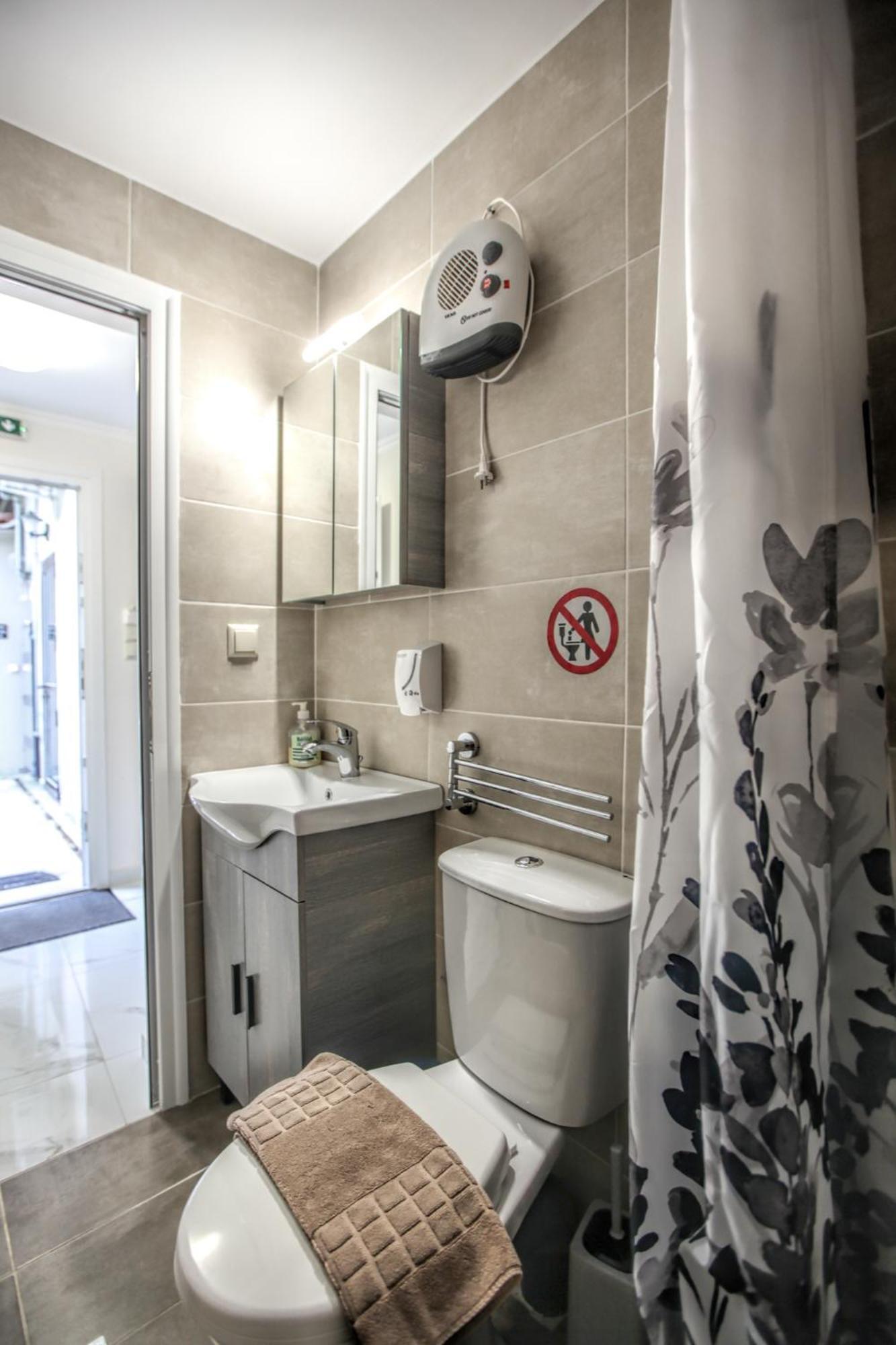 Del Sol #1 Meteora Luxurious Family Suites 卡兰巴卡 外观 照片